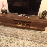 میز تلویزیون و میز بزرگ