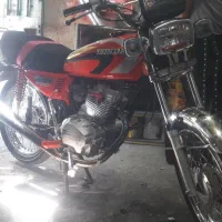 هوندا ۱۲۵ مدل ۹۵ هیرمن