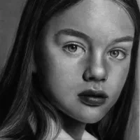 طراحی چهره اختصاصی از روی عکس شما