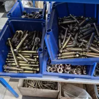 فروش فوری پیچ مهره.بلبرینگ.کاسه نمد.تسمه.یاتاقان|قطعات یدکی و لوازم جانبی|ایلخچی, |دیوار