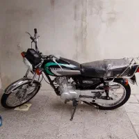 موتور ۱۲۵ یکسال بیمه|موتورسیکلت|بروجرد, |دیوار