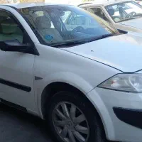 مگان ۲۰۰۰ اتومات