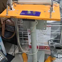 دستگاه دوخت پلاستیک استاده پدالی در حد