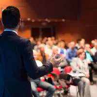 جذب تماشاگر و هنرور