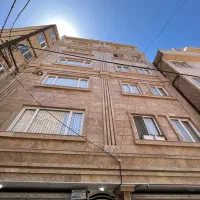 پیش-فروش-واحد-های-100متری-سازنده-معتبر