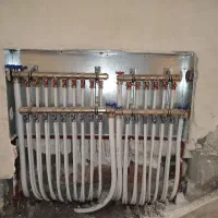 خواهان شاگرد لوله کشی