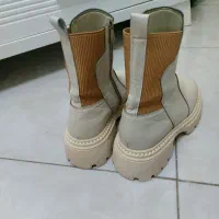 نیم بوت کرمی سایز ۳۹|کیف، کفش، کمربند|اسلام‌شهر, شهرک قائمیه|دیوار