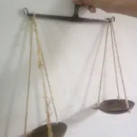 ترازوی عتیقه