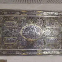 سینی برنجی تمام قلم بی نظیر|کلکسیون اشیاء عتیقه|شهریار, شهریار|دیوار