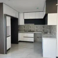 فروش-واحد-همکف-با-پارکینگ