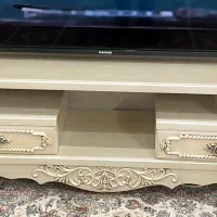 میزتلویزیون تمیز سالم