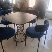 میز و صندلی مبل رستورانی کافی شاپ مینیمال