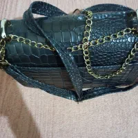 کیف|کیف، کفش، کمربند|دورود, |دیوار