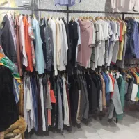 لباس و رگال و چوب لباسی