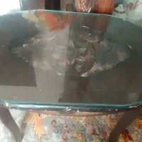 میزجلو مبلی  ۳عدد و وسایل