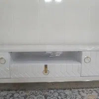 میز تلویزیون و جاکفشی