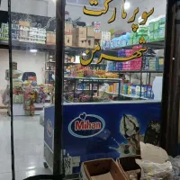 نیازمند فروشنده و همکار خانم