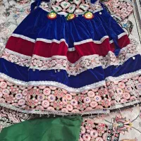 لباس.|لباس|کرج, کیانمهر|دیوار