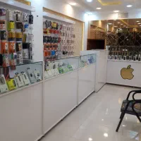 فروش تجهیزات کامل مغازه موبایل در حد نو