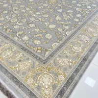 یک عدد فرش در حد نو