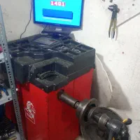 لاستیک درار و دستگاه بالانس