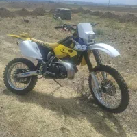 سوزوکیrmx250