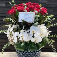 گل ارایی مراسمات شادی و تسلیت در گلفروشی نغمه|گل و گیاه طبیعی|مشهد, مصلی (کارمندان اول)|دیوار