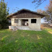 زمین همراه بنای کلنگی/دور دیوار