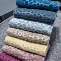 پتو مسافرتی|رختخواب، بالش، پتو|بومهن, |دیوار