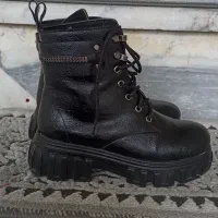 نیم بوت سایز ۳۷