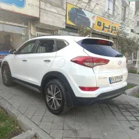 توسان ۲۰۱۷ فول بدون نقطه(نقد و اقساط)۲۰ ماهه|خودرو سواری و وانت|مشهد, راه آهن|دیوار