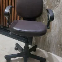 صندلی چرخ دار اداری