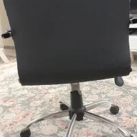 صندلی چرخان سالم