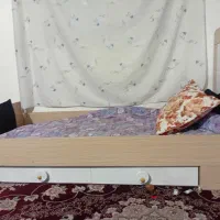 تخت خواب نوجوان