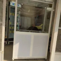 ویترین آبمیوه گیری