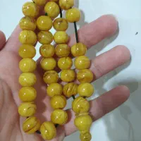 تعدادی تسبیح سندلوس وکهربا