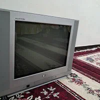 تلویزیون قدیمی ۲۱ اینچ صفحه تخت کار کرده