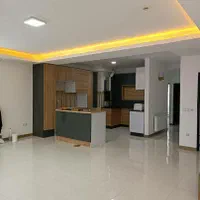 آپارتمان زیبا غرق درنور نزدیک به ساحل