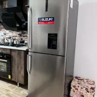 یخچال در حد نو کاملا سالم