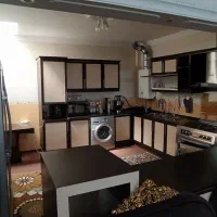 فروش آپارتمان ۱۷۰ متری ویلایی