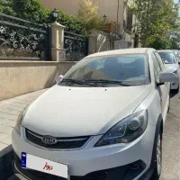 ام‌ وی ام ۳۱۵ هاچ بک نیو اسپرت لاکچری ۱۳۹۶