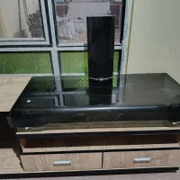 یک جفت میز تلویزیون