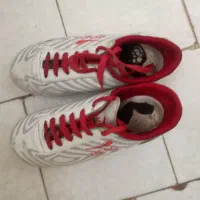 کفش زمین چمن پسرانه سایز 35 کارکرده