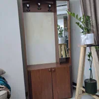 جاکفشی|جاکفشی، کمد، دراور|قدس, شهر‌قدس|دیوار