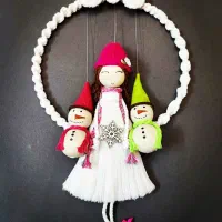 دیوارکوب عروسکی مکرومه