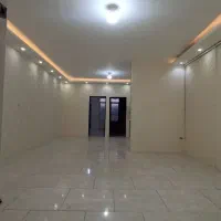 آپارتمان ۱۳۰ متر با حیاط اختصاصی