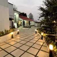 اجاره روزانه ویلا دو خواب بسیار تمیز با محوطه زیبا