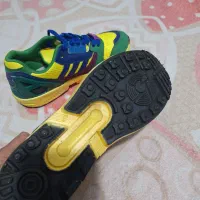 کتونی|کیف، کفش، کمربند|اندیشه, اندیشه فاز ۱|دیوار