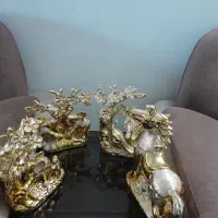 مجسمه دکوری طلایی