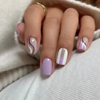 خدمات کاشت و ترمیم ناخن